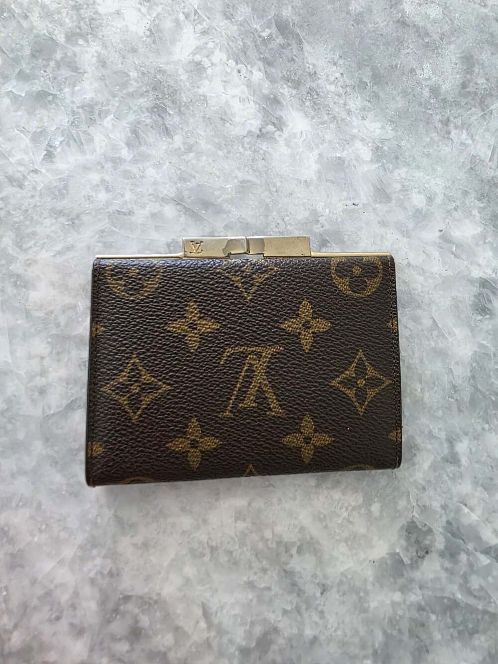 Louis Vuitton Monogram Porte Monnaie Viennois Kiss Lock Bifold Wallet Brown